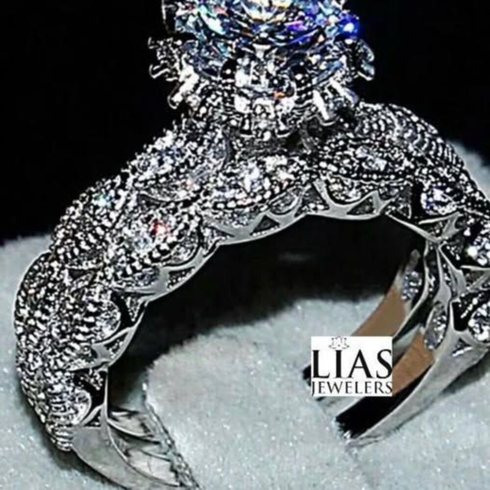New 18k white gold wedding ring set
